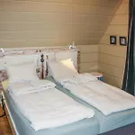 Дом отдыха 2 Bedroom Cozy In *