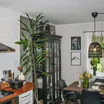 2 Bedroom Cozy In Дом отдыха Халден
