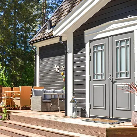 Holiday home 2 Bedroom Cozy In *