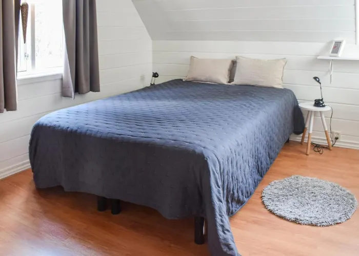2 Bedroom Cozy In Nyaraló *
