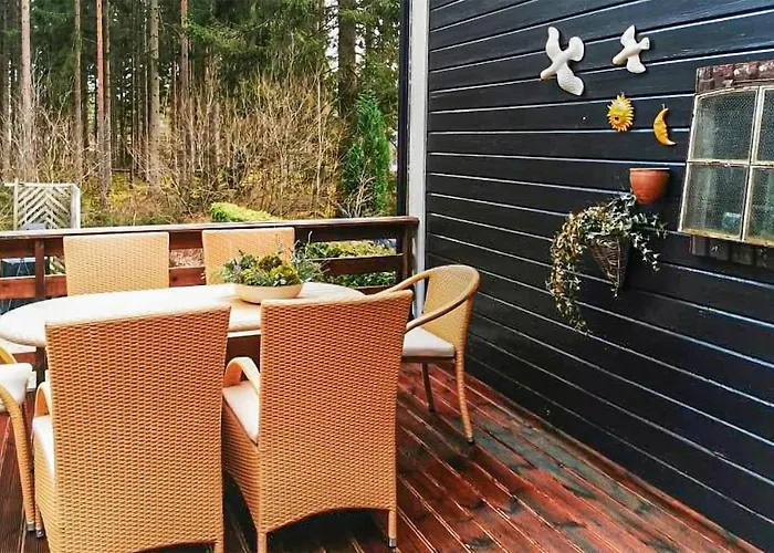 2 Bedroom Cozy In Nyaraló *